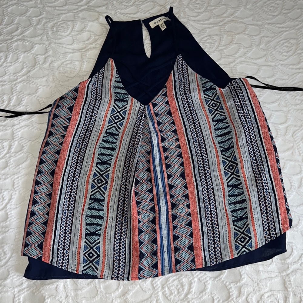 Monteau strappy front flows tank size small